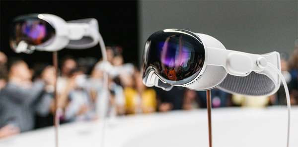 Apple работает над дешёвой версией Vision Pro