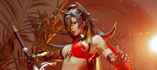 Пятничный косплей: Atomic Heart, The Witcher 2, Witchblade и Genshin Impact