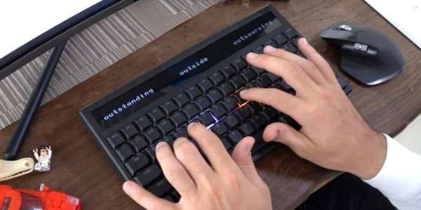 Клавиатура, которая дописывает за тебя: представлена Bored