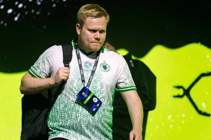 Falcons сажает Magisk на скамейку: изменения в составе со Counter-Strike 2